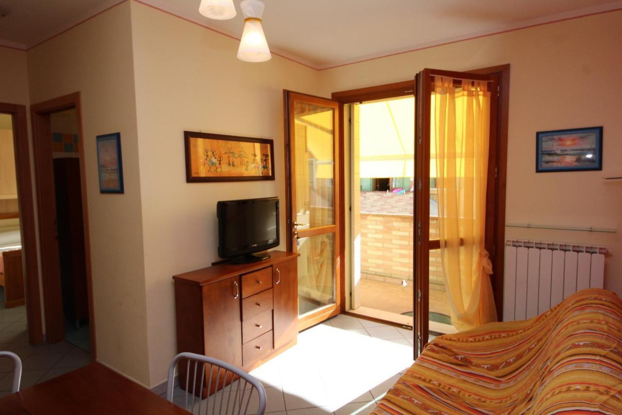 Residence Sole E Mare Appartamenti روسولينا ماري المظهر الخارجي الصورة