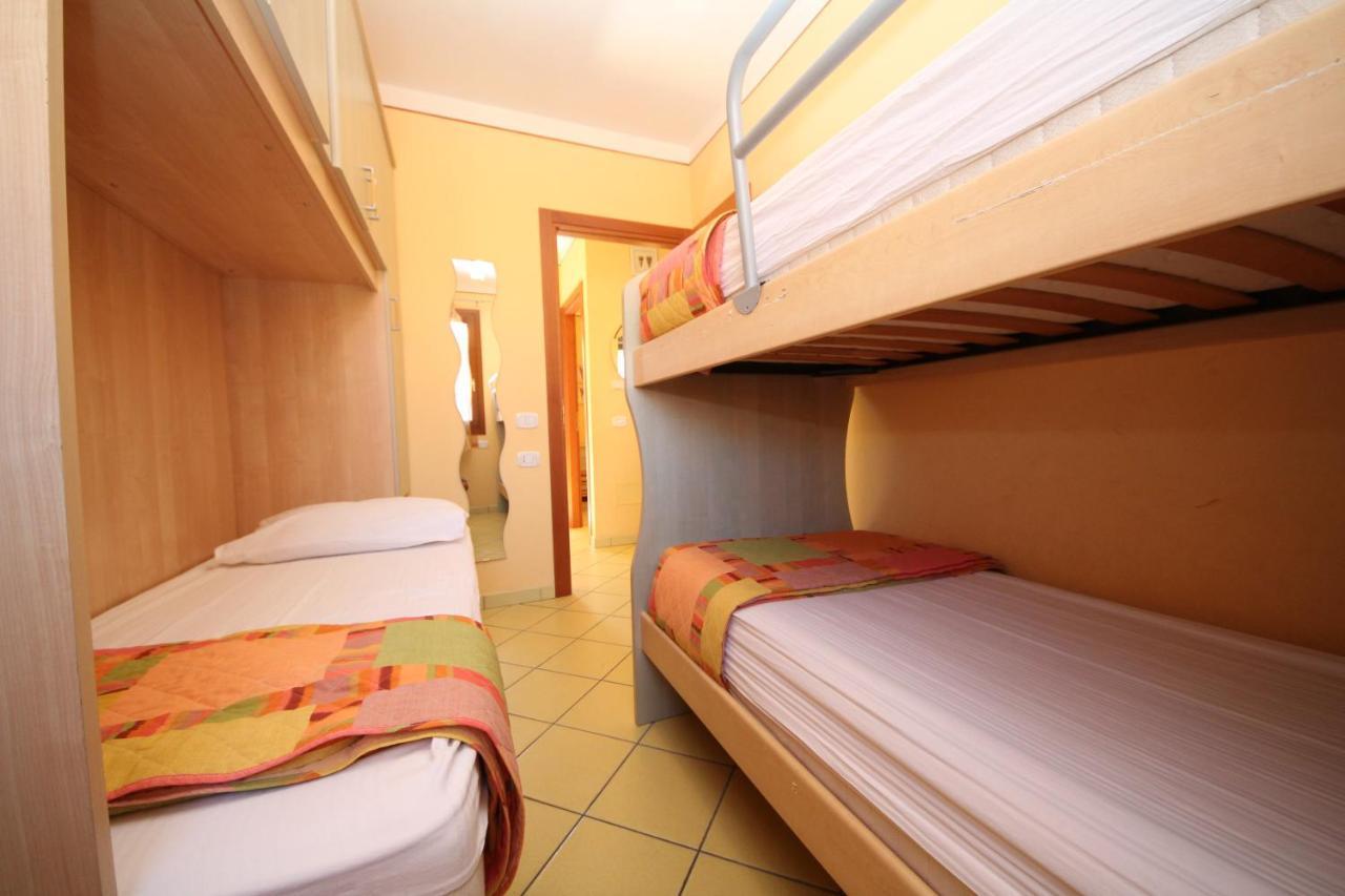Residence Sole E Mare Appartamenti روسولينا ماري المظهر الخارجي الصورة